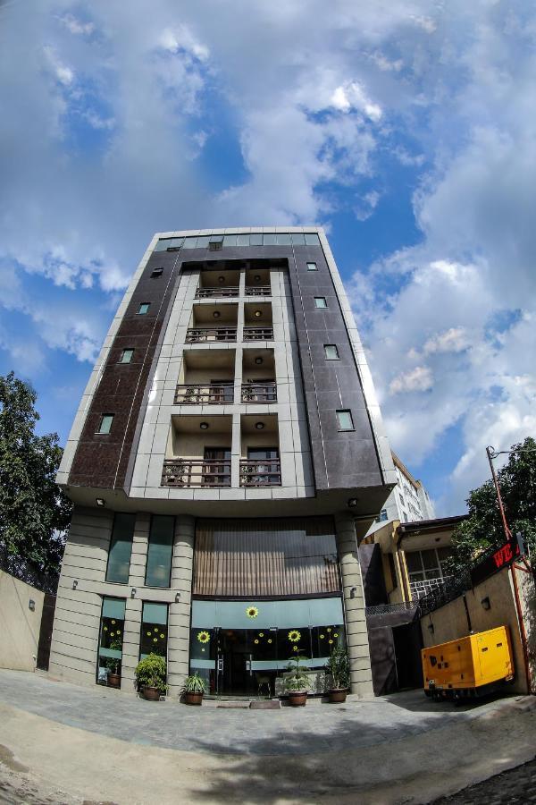 Hotel Tirago Addis Ababa Dış mekan fotoğraf